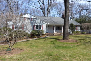 443 Carlton Rd, Wyckoff, NJ 07481-1240