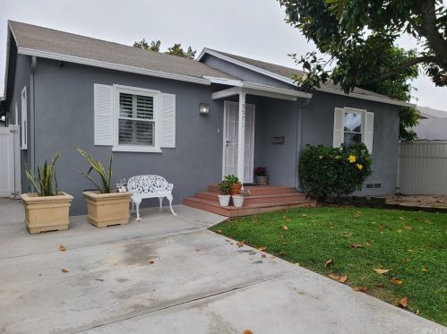 5571 Danny Ave, Cypress, CA 90630-2309