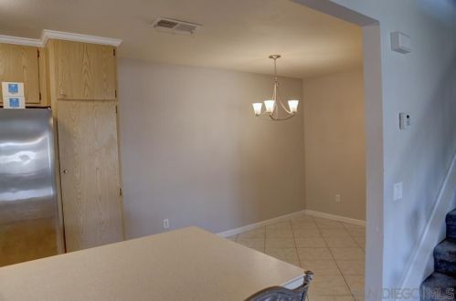 13690 Comuna Dr, Poway, CA 92064-4636
