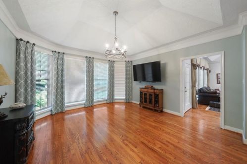 28 Wedgewood Blvd, Conroe TX  77304-1349 exterior