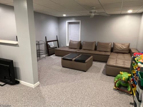 16 Frd, Dover NJ  07803-3205 exterior