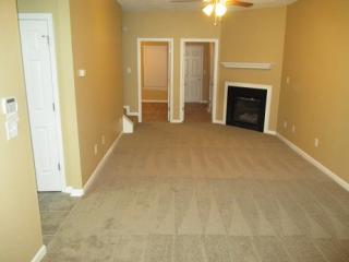 2192 Crossrail Dr, Atlanta GA  30349-4388 exterior