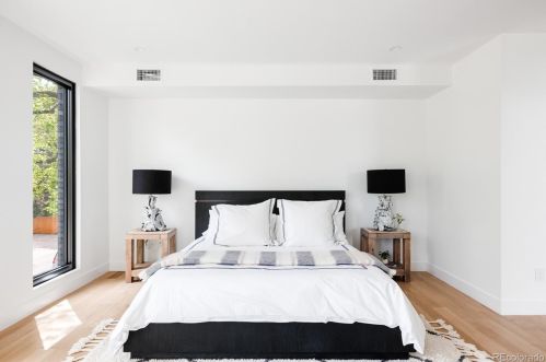 591 York St, Denver CO  80209-4640 exterior