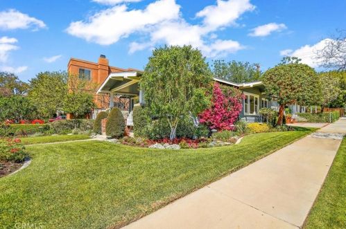 6256 Friends Ave, Whittier, CA 90601-3726