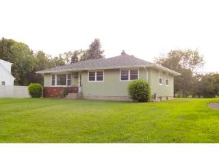 749 Mayhill Rd, Saint Paul, MN 55119-3828
