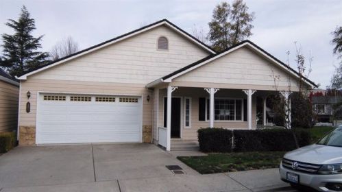 281 Meadow Dr, Ashland, OR 97520-3764