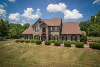 680 Lakeview Dr, Brooks, GA 30205-2734
