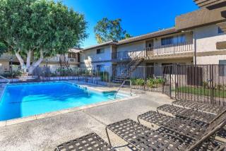 2449 Ball Rd, Anaheim CA  92804-5268 exterior