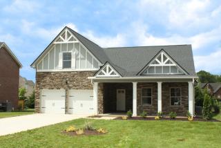 5206 Starnes Dr, Murfreesboro, TN 37128-4594