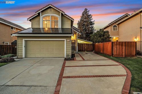 5346 Starflower Way, Livermore, CA 94551-6932