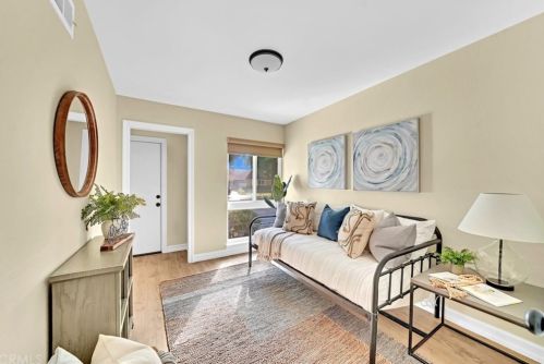 1617 Aspen St, Santa Ana CA  92705-6903 exterior