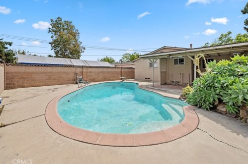 2653 Lullaby Ln, Anaheim CA  92804-5129 exterior