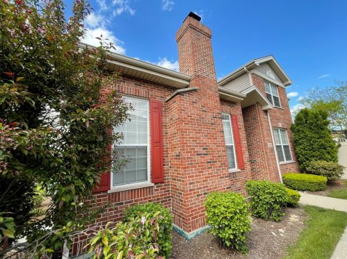 6583 Pine Lake Dr, Tinley Park, IL 60477-5532