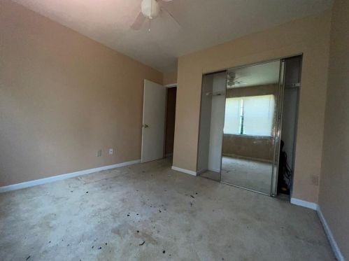 824 Boston Cmn, Atlanta GA  30349-6248 exterior