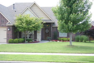14604 Courtney Ln, Glenpool, OK 74033-3554
