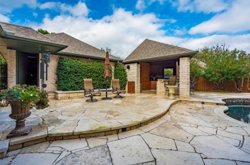 9904 Charthouse Cv, Austin TX  78730-3566 exterior