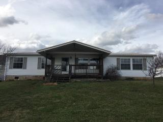 156 Danielle Dr, Dandridge, TN 37725-4688