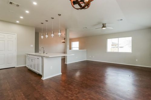 13621 John F Kennedy St, Webberville TX  78653-3939 exterior