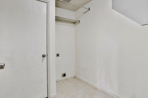 8232 Rnch Hand Trl, Fort Worth TX  76131-5365 exterior