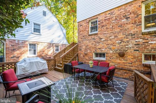 1313 Elson Ct, Silver Spring MD 20912-7027 exterior