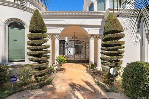 411 Naomi Ave, Arcadia, CA 91007-7370