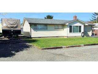 1216 Iris St, Harbor, OR 97415-9643