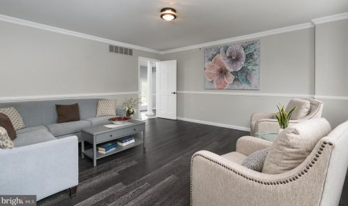 152 Butler Rd, Princeton NJ  08540-8503 exterior
