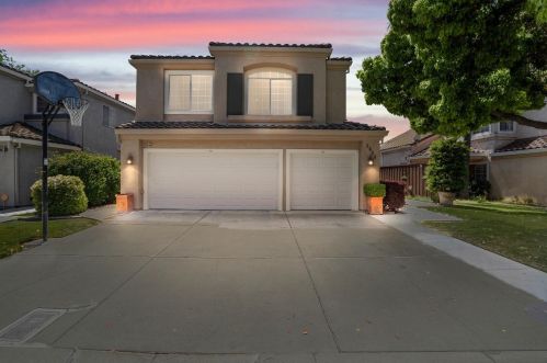 3604 Balfour Ln, Modesto, CA 95357-1506