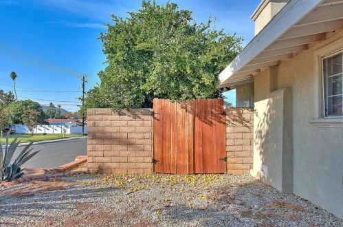 11273 Royal Palm Blvd, Riverside CA  92505-3648 exterior