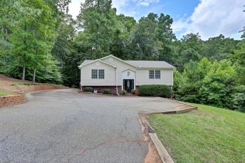 435 West Rd, Moore, SC 29369-9266