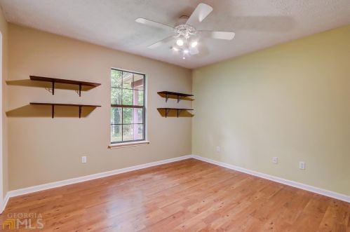 209 Pne St, Stockbridge GA  30281-3881 exterior