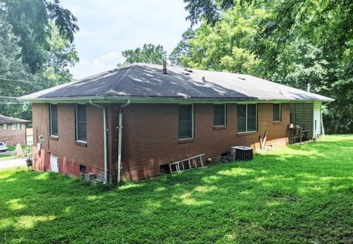 557 Maran Ln, Mableton, GA 30126-2303