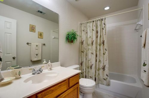 8028 Pretoria Pl, Fort Worth TX  76123-1831 exterior