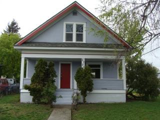 2727 Crestline St, Spokane WA  99207-4808 exterior