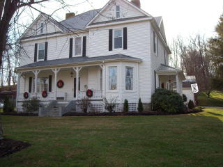 20564 Mccann Rd, Damascus, VA 24236-2230