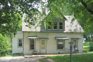 1221 G St, Auburn, NE 68305-1632