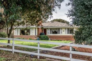 10 San Benancio Rd, Salinas, CA 93908-9101
