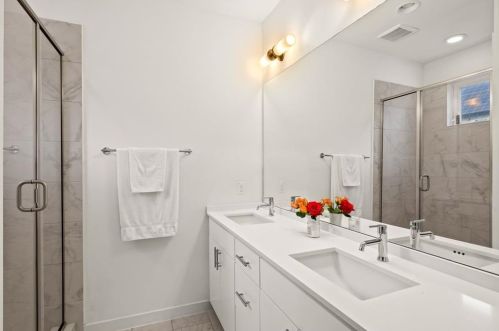 3109 Aldwyche Dr, Austin TX  78704 exterior