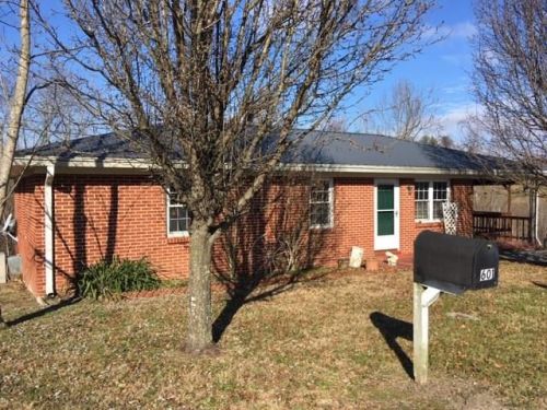601 Harmony Rd, Gainesboro, TN 38562-5140