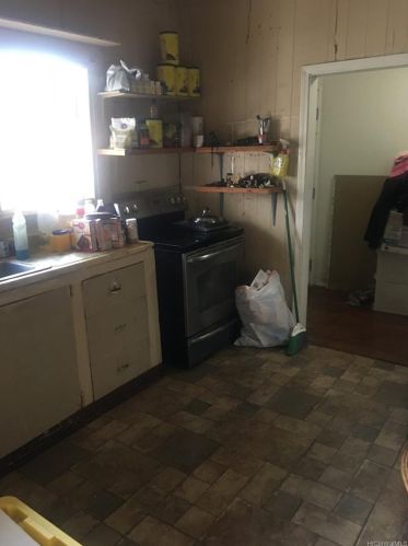 86-533 Halona Rd, Nanakuli, HI 96792-2804