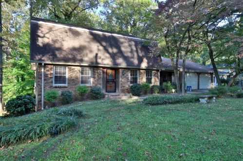 1276 Cedar Keys Ct, Stone Mountain, GA 30083-1811