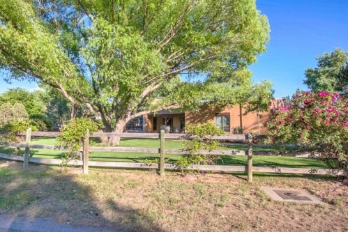 10018 Riverside Rd, Albuquerque, NM 87114-1900