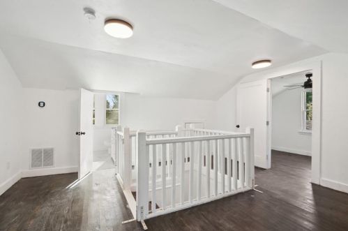 984 Burns Dr, Atlanta GA  30310-4632 exterior