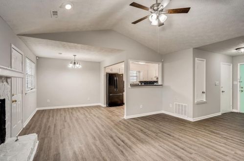 1135 Flat Shoals Rd, Atlanta GA  30349-6413 exterior