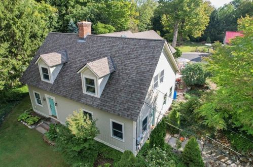 34 Simsbury Rd, Granby, CT 06090-1401