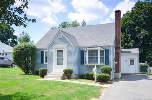 409 St, Middletown CT  06457-3008 exterior