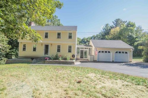 4 Hubbard Hill Rd, Derry, NH 03038-4701
