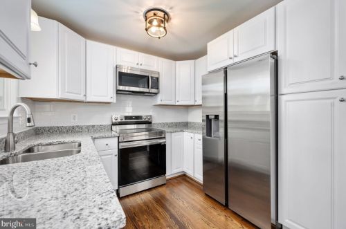 5706 Ross Dr, Fredericksburg, VA 22407-5701