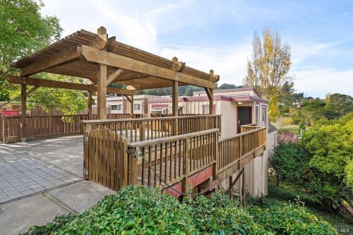 42 Marin Ave, Sausalito, CA 94965-1771