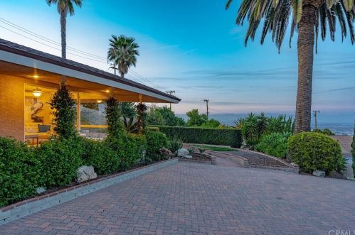1 Cayuse Ln, Palos Verdes Estates, CA 90275-5155